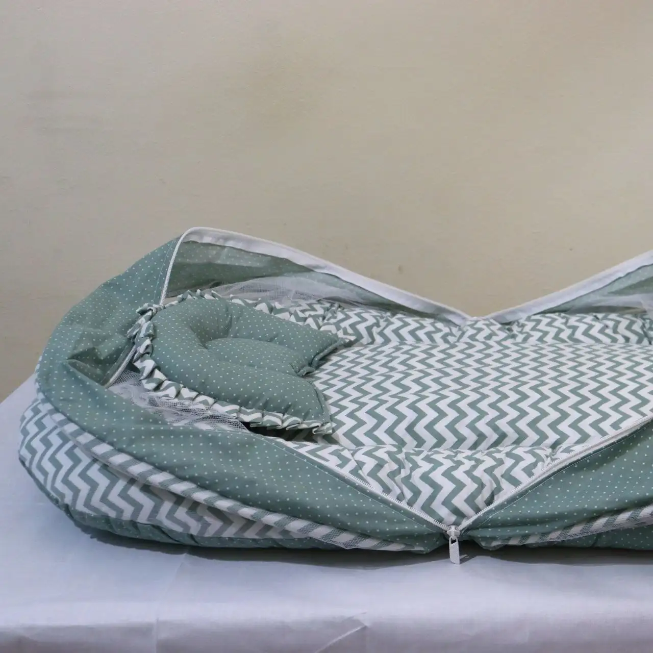 Baby Bedding Set Mattress with Mosquito Net and Pillow - Green