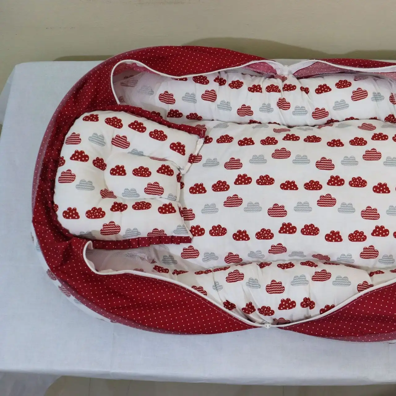 Baby Bedding Set Mattress with Mosquito Net and Pillow - Red